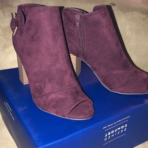 Worn once in original 📦Wine Peep-Toe Booties